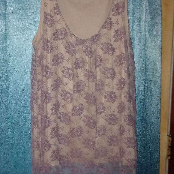 (Large) Cabi Intrigue Layered Lace Top - Picture 3 of 5